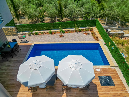  gece  -  Kasım
  | Kalkan Yeşilköy'de Çift Jakuzili 6 Kişilik Villa: Huzurlu Doğa Tatili